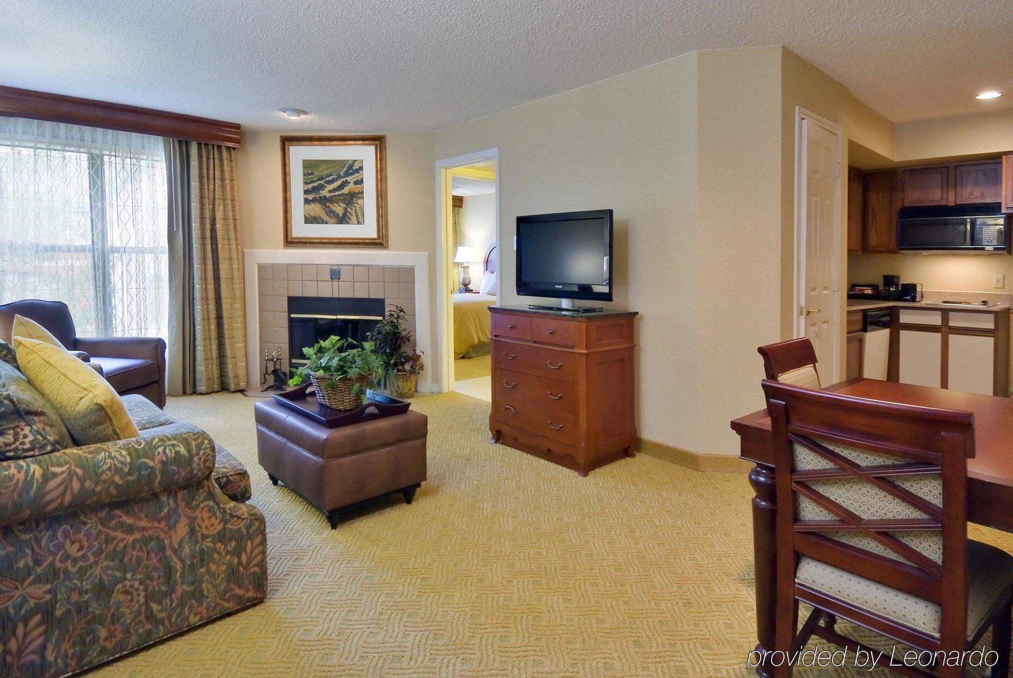 Homewood Suites By Hilton Boulder Room photo